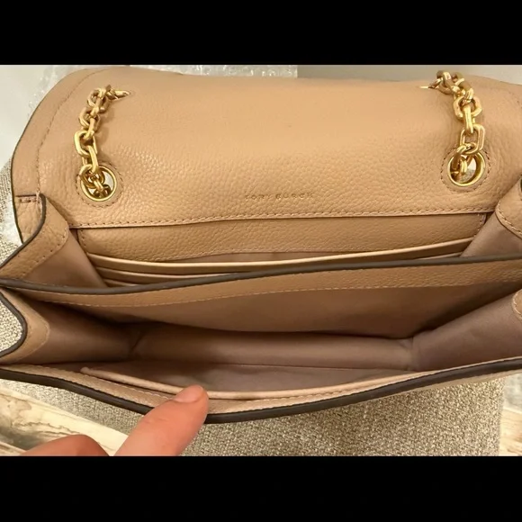 💯 Tory Burch Carson Convertible Leather Crossbody Bag In Devon Sand - Picture 11 of 12